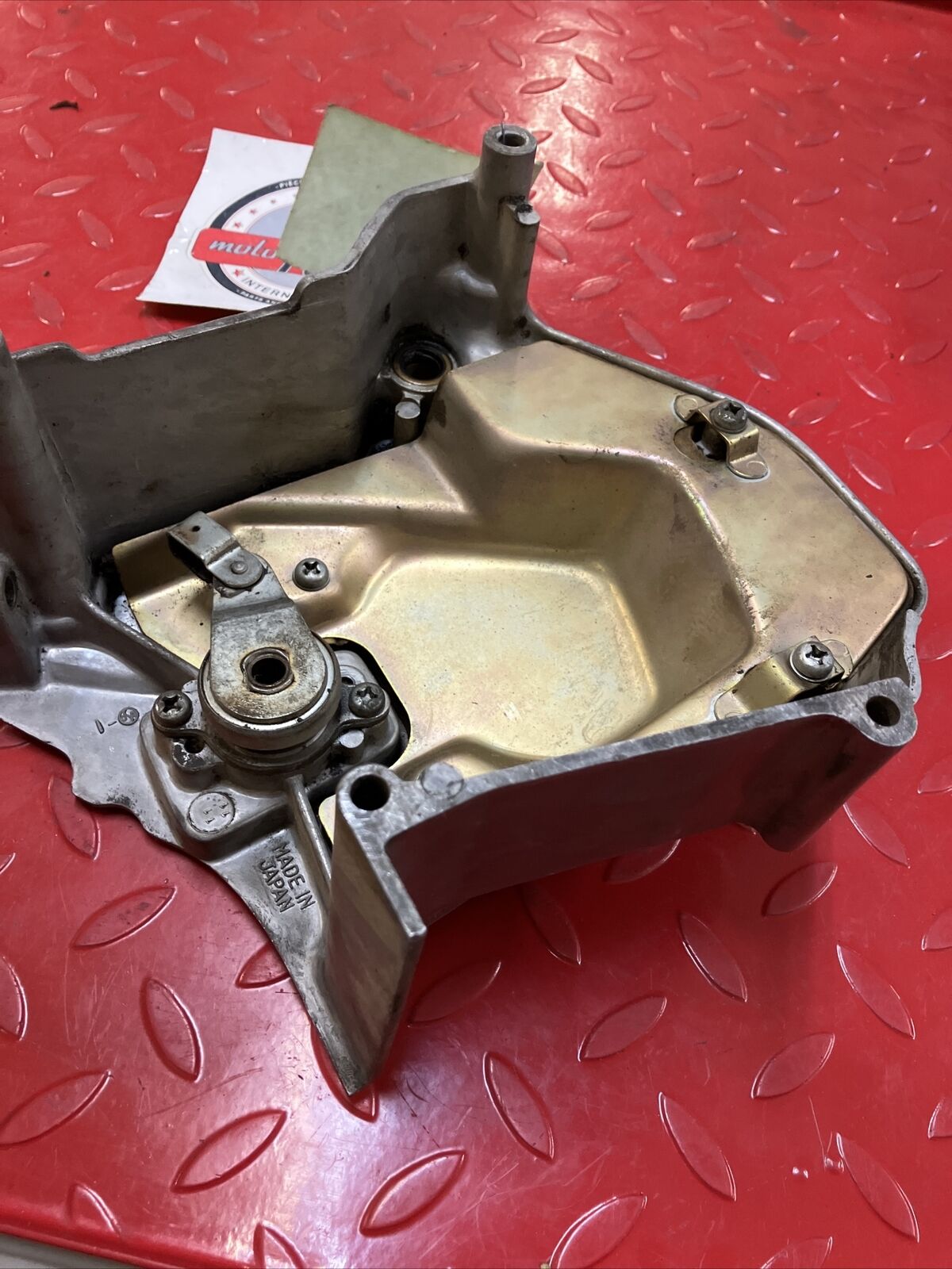 Kawasaki KZ1000 1981 1982 1983 left crankcase sprocket chain cover guard U1