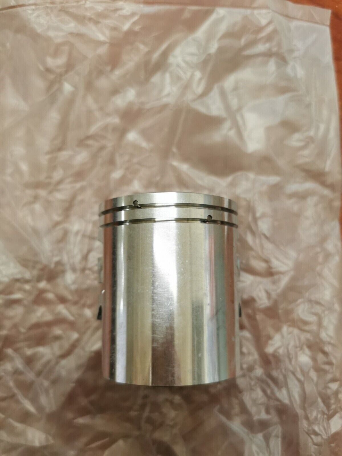 NOS SUZUKI 1977 - 1978 RM100 PISTON OS 0.25 12110-41610-025 S31