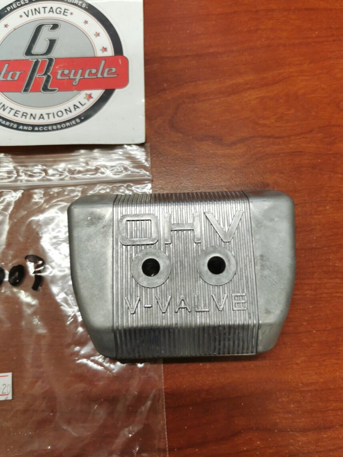 NOS Kawasaki ROCKER VALVE COVER 11022-7003 K34