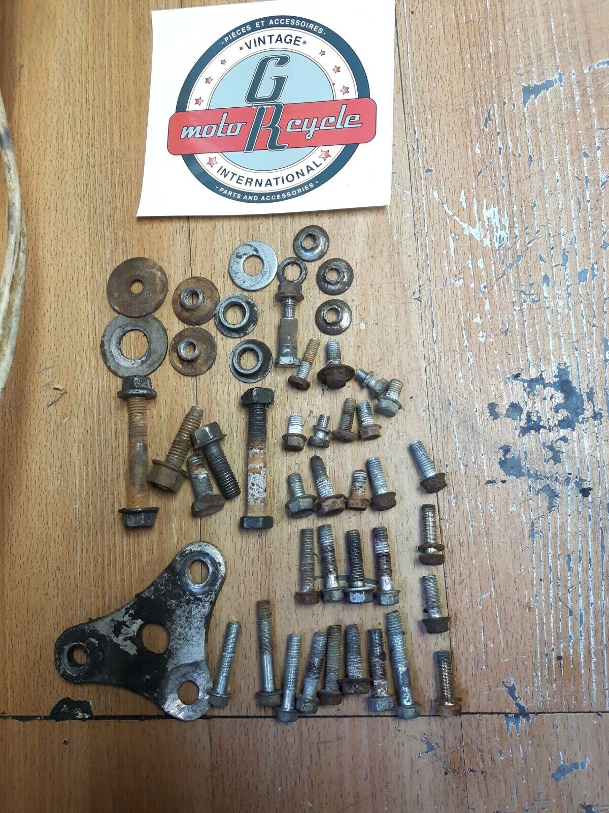 Suzuki RM250 1990 frame body fairing misc bolt washer nut collar hardware