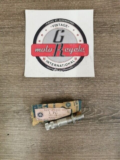 NOS YAMAHA DT100B MX175B MX125A RS100K G7S GTMXD CAMSHAFT 122-25351-01-00 Y146