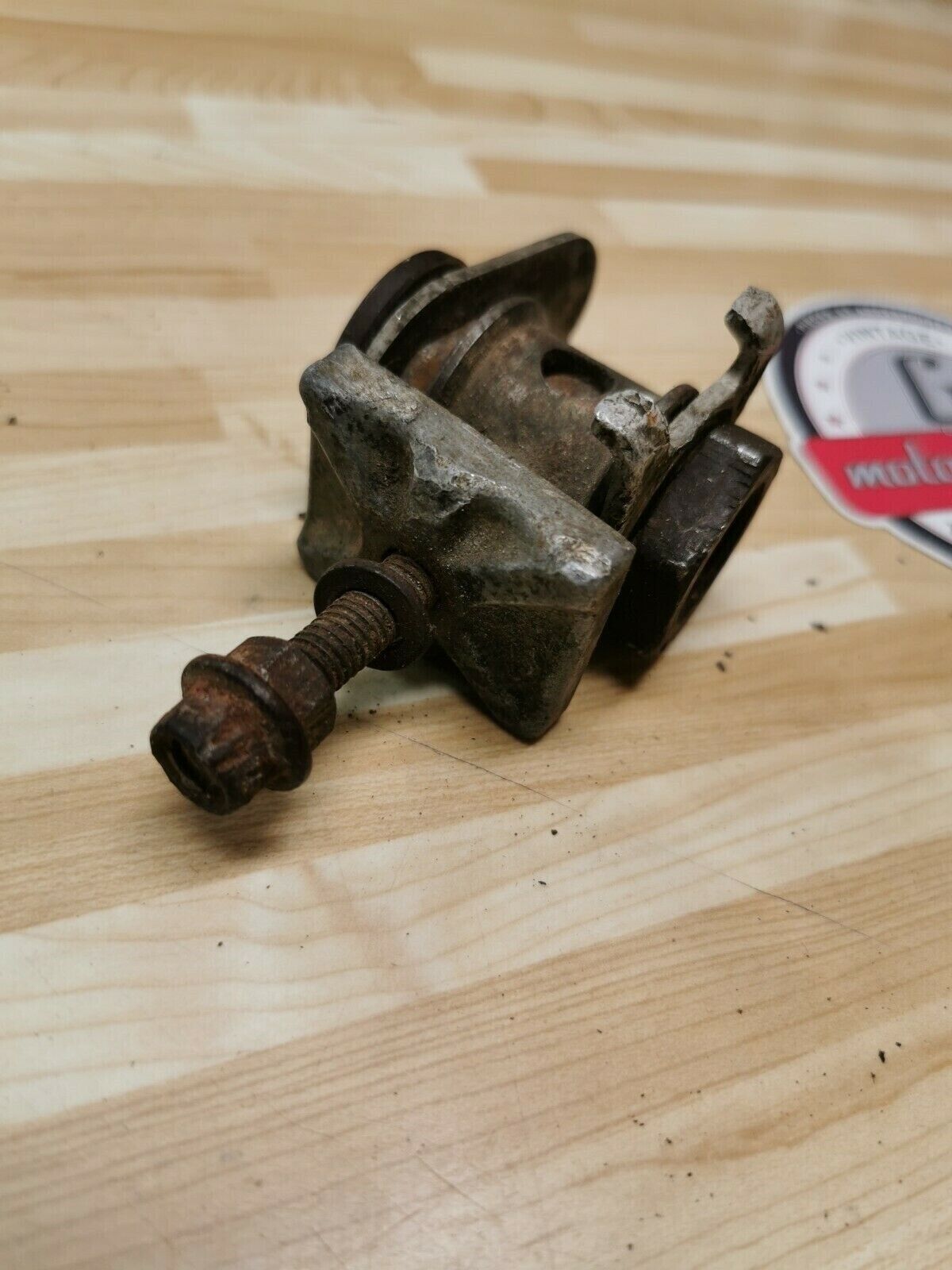 Suzuki RM125 1982 chain adjuster plate 61410-14121 RM250 1983