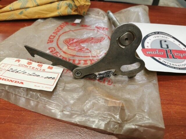 NOS Honda GEAR SHIFT SPINDLE 24610-200-000 H80