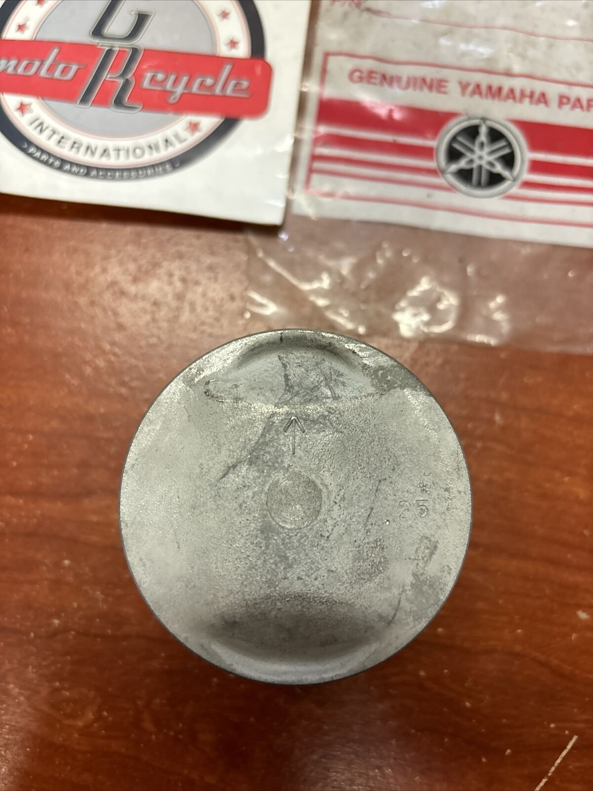 NOS Yamaha 1976 1977 XS360 PISTON O/S 0.25 1L9-11635-00-00 Y176