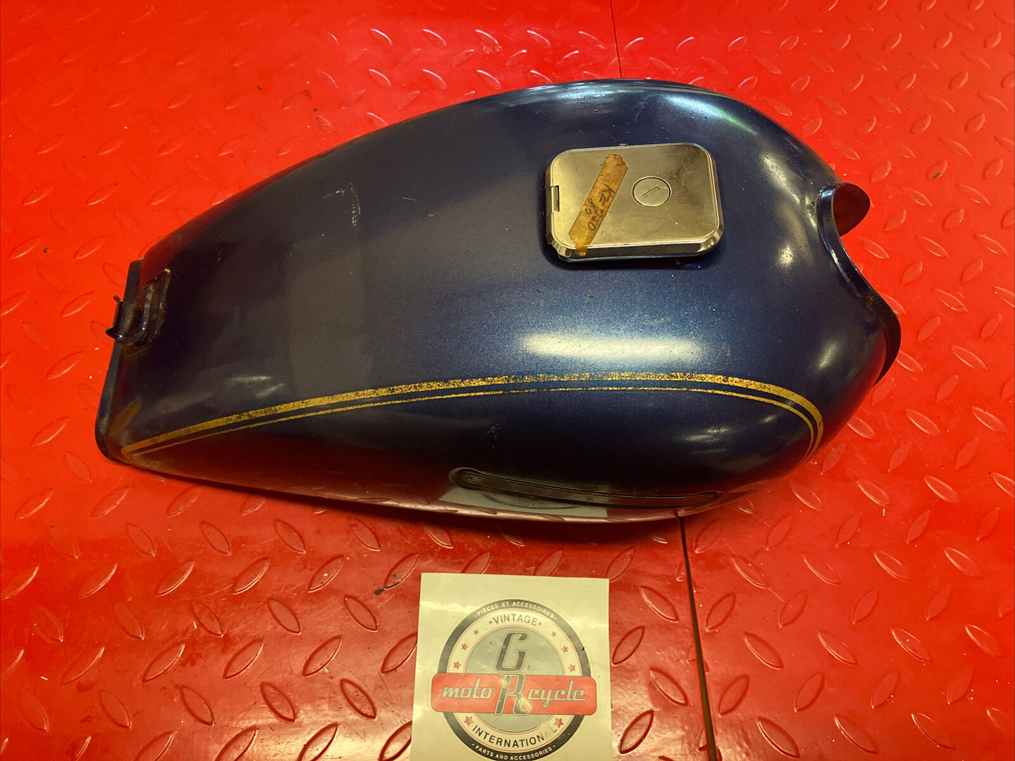 Kawasaki KZ250 1980 Fuel tank gas petrol reservoir
