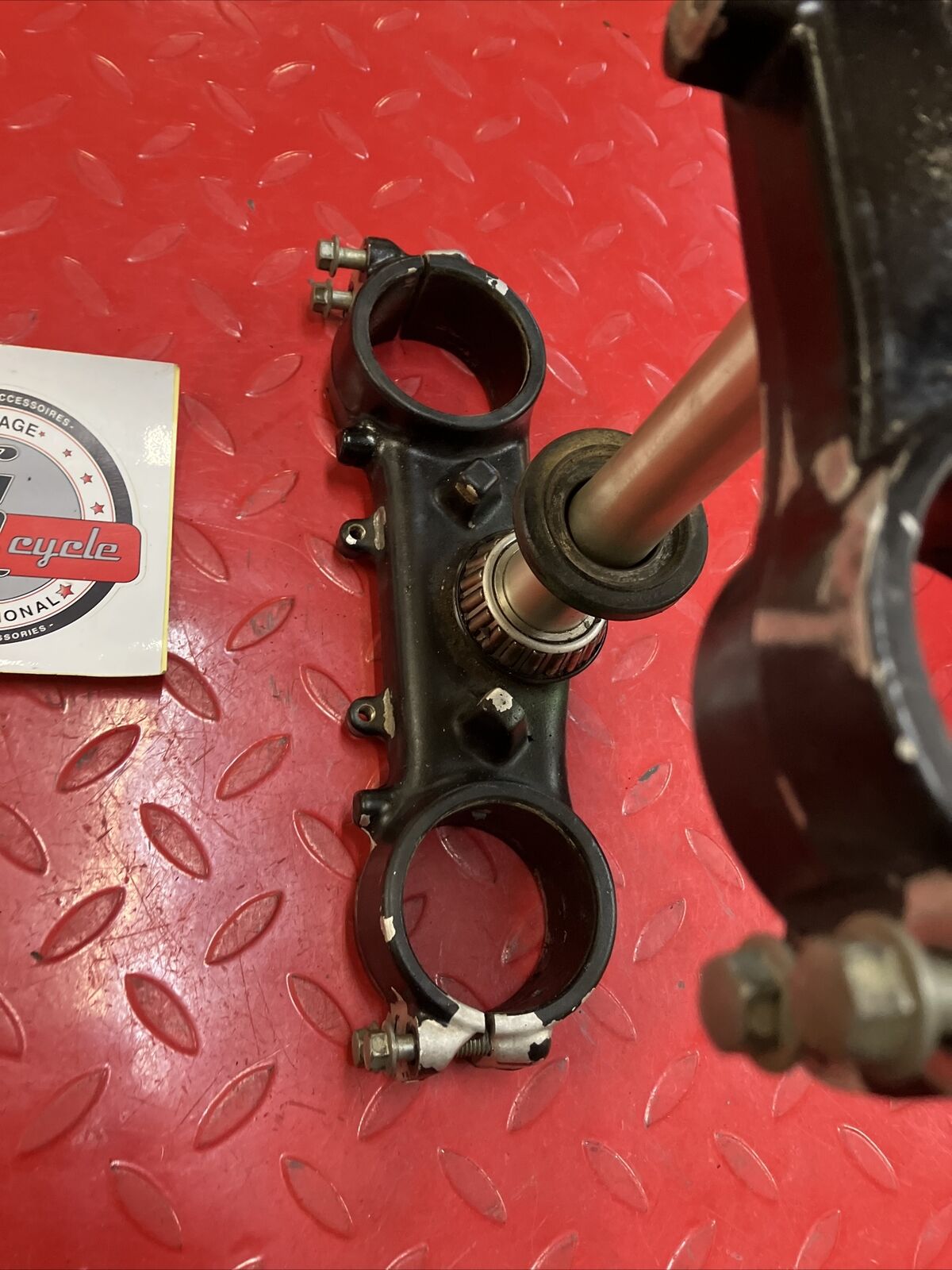 Kawasaki KX250 2001 Steering stem triple tree clamp 44037-1415