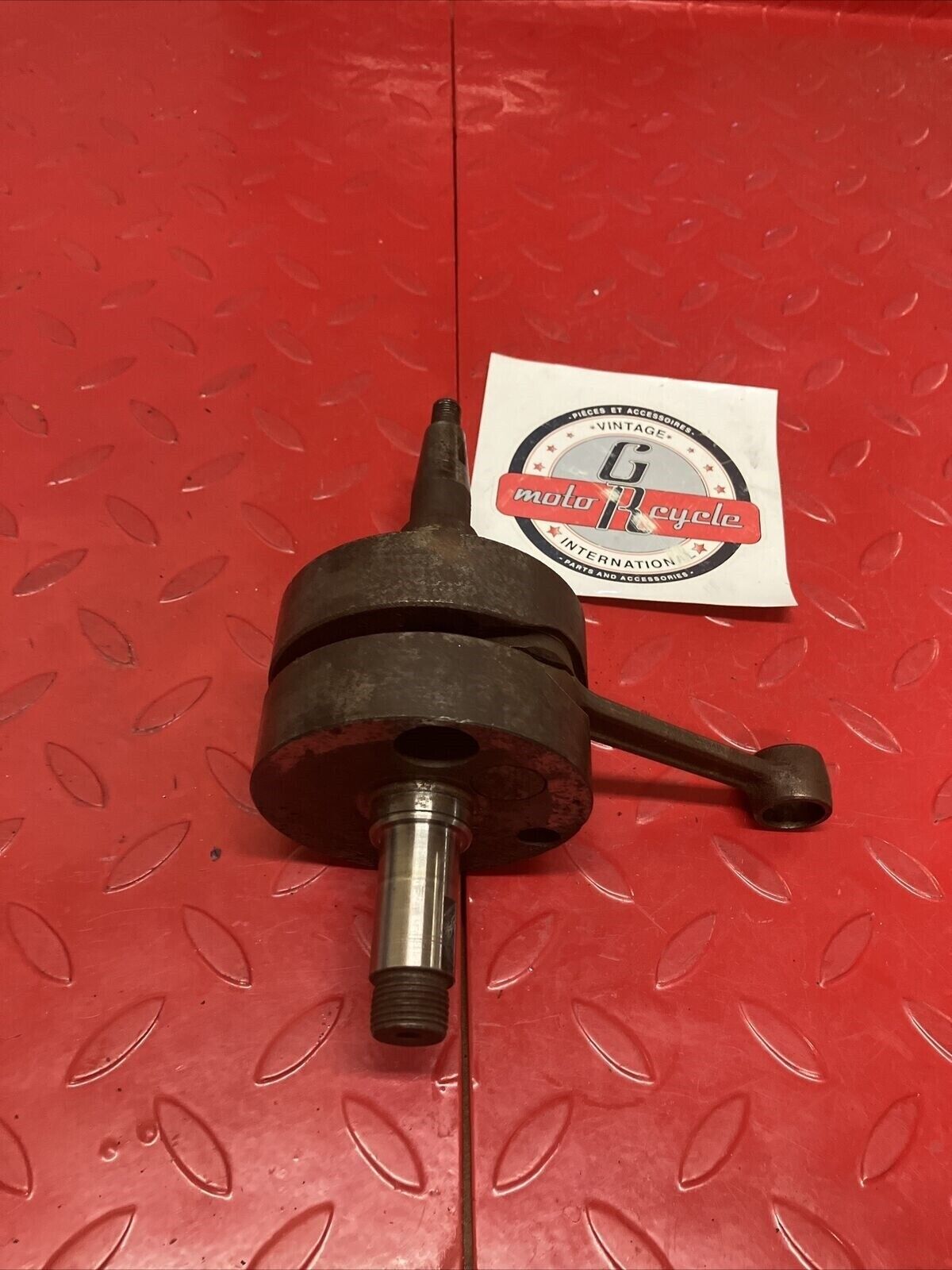 Suzuki TS125 1977 crankshaft crank shaft