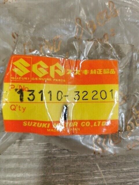 NOS SUZUKI TS400 1973 - 1977 PIPE INTAKE 13110-32201 S40