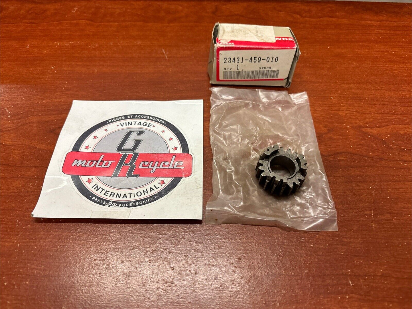 NOS Honda ATC110 CT110 MAINSHAFT SECOND GEAR 18T 23431-459-010 H169