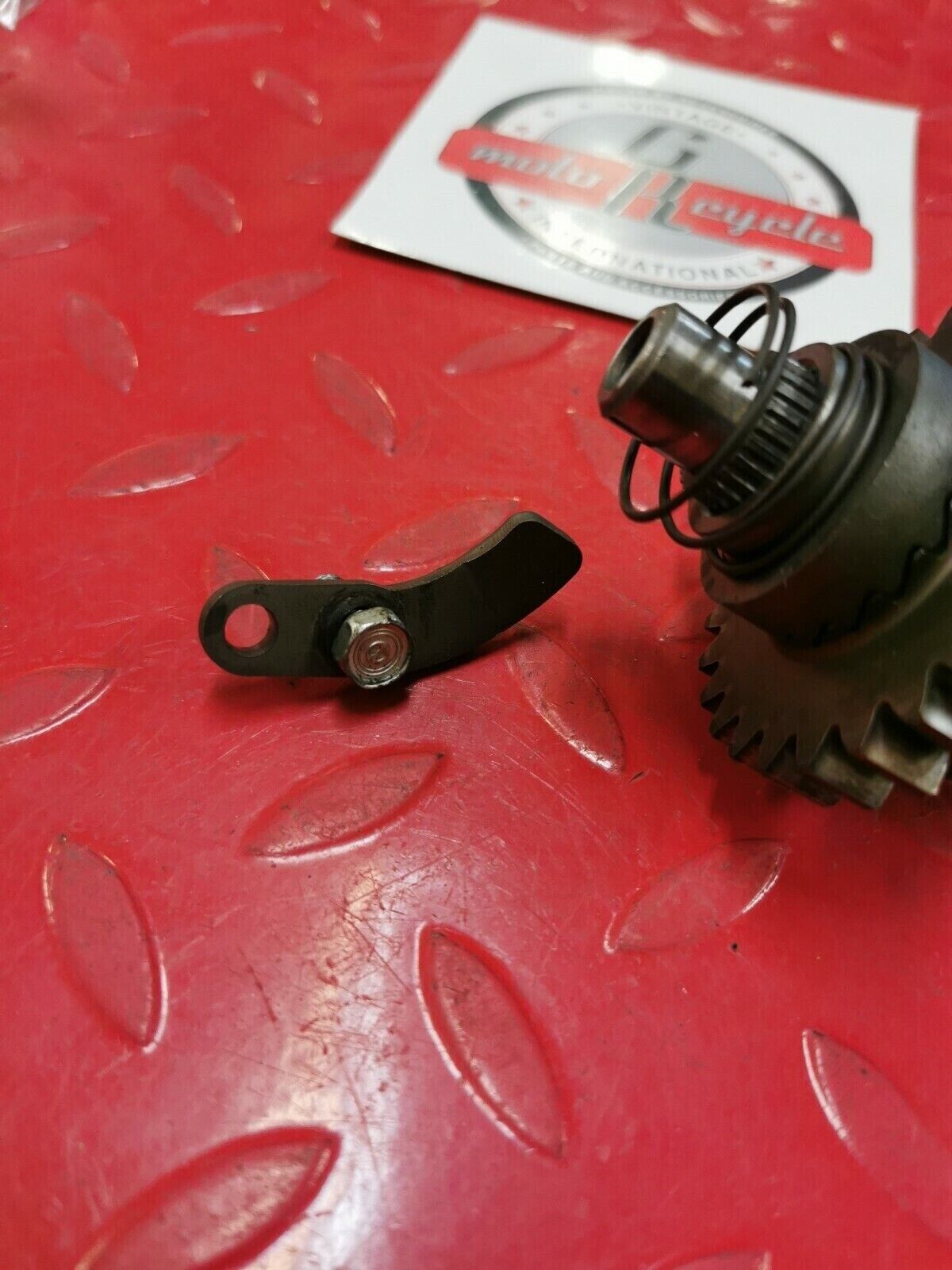 Honda CR250R 1986 kickstarter kick starter spindle shaft gear 28251-KA4-740