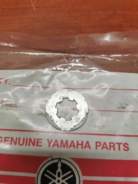 NOS Yamaha FS1 LOCK WASHER 257-17464-00-00 SUB 90215-13019-00 90215-13026-0 Y124