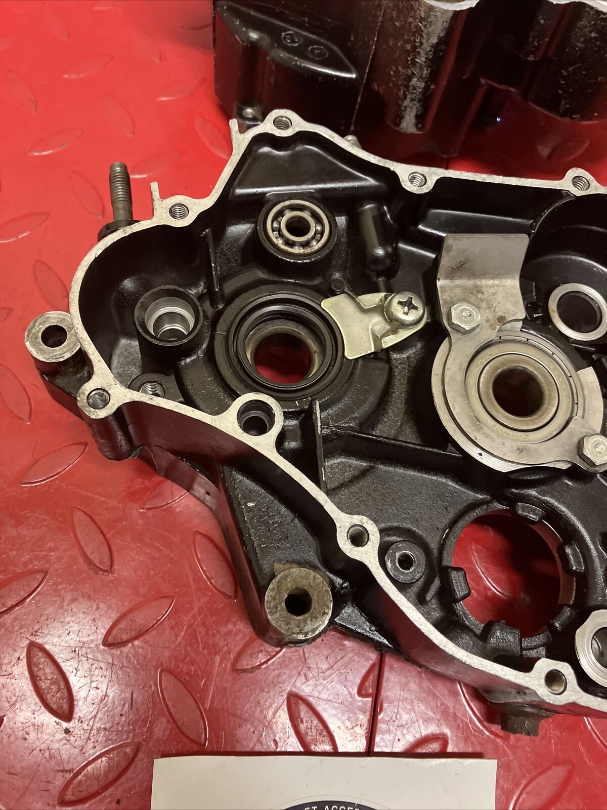 Yamaha YZ125 1983 left right crankcase crank case 1984 NEED REPAIR