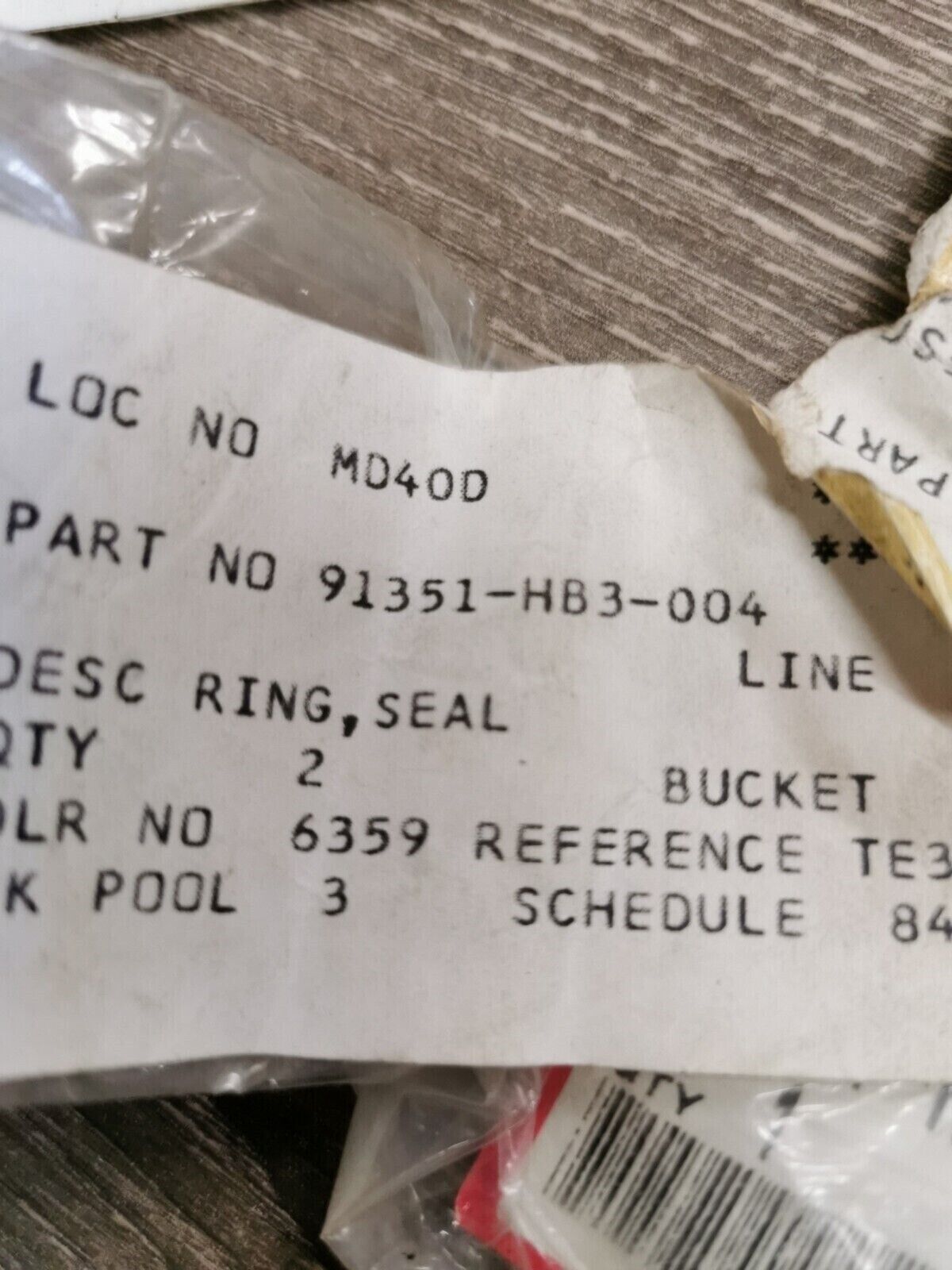 NOS HONDA TRX300 SEAL RING 91351-HB3-004 H59