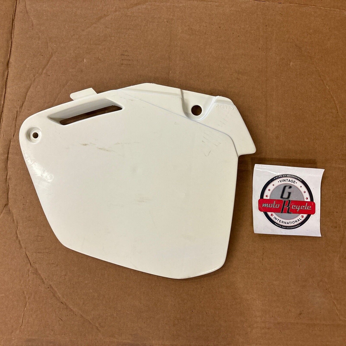 NOS ACERBIS CR125R CR250R CR500R LEFT SIDE COVER ONLY 2043260002