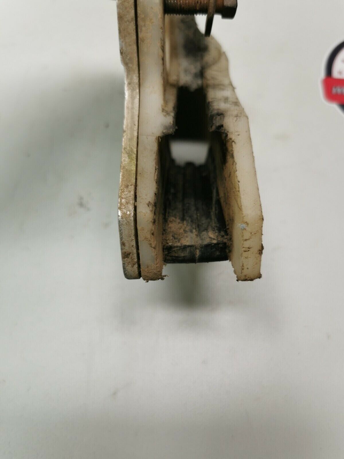 Suzuki RM125 1997 rear chain guide guard slider plate 61341-27C20