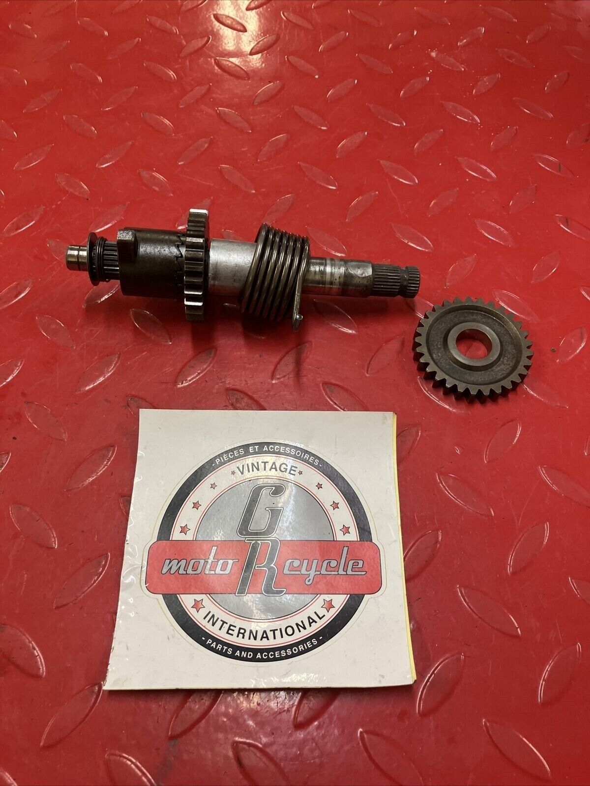 Honda XR80R 1986 kickstarter kick starter spindle shaft idle gear spring