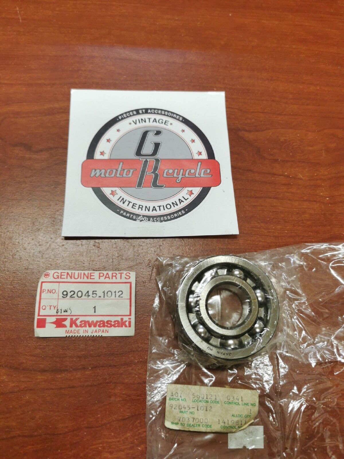 NOS Kawasaki 1981 1982 1987 1988 KZ305 BEARING-BALL #6305N 92045-1012 K25