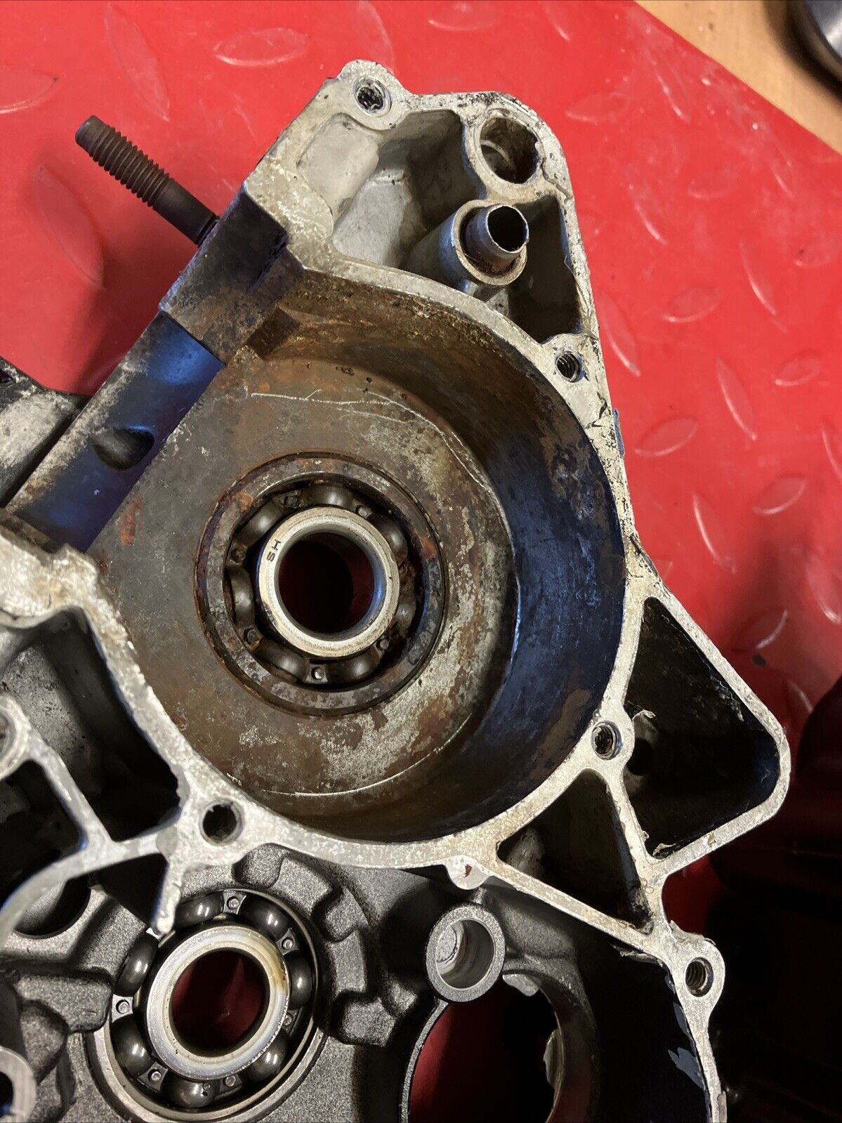 Yamaha YZ125 1983 Crankcase set left right crank case 1984