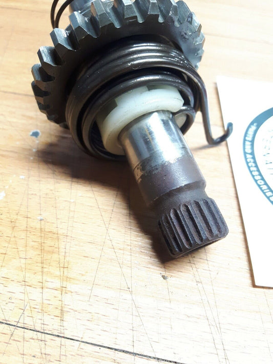 Suzuki RM125 1984 kickstarter spindle kick starter shaft gear spring 1985