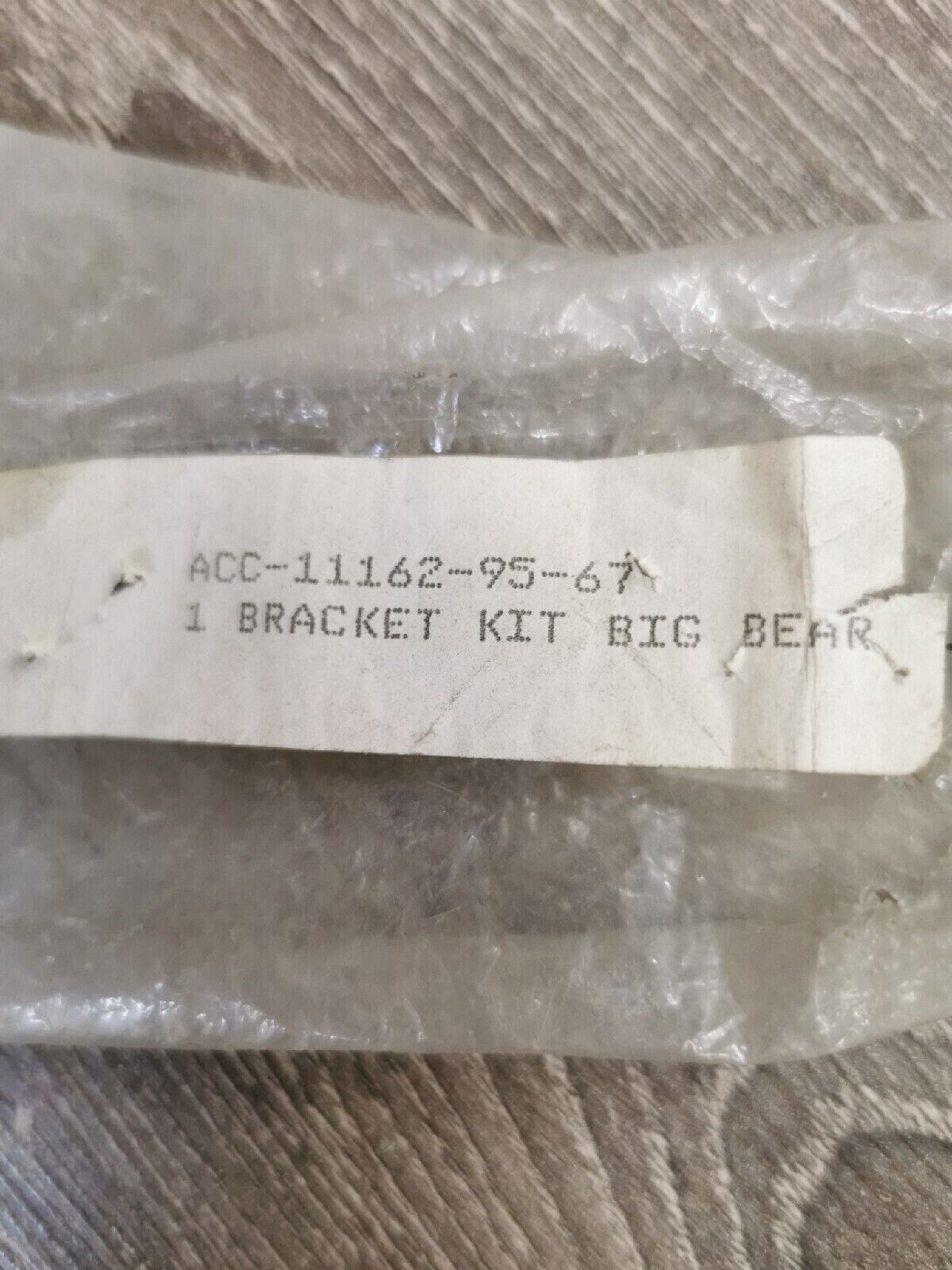 NOS YAMAHA BRACKET KIT BIG BEAR ACC-11162-95-67  Y57
