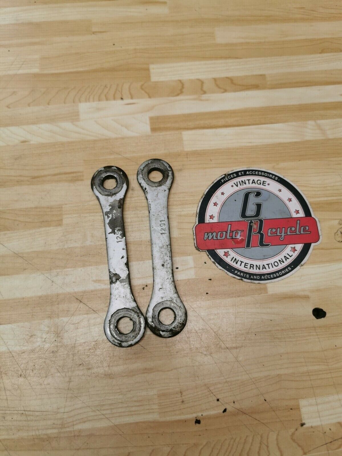 Kawasaki KX85 2004 rear shock absorber swingarm linkage dogbone rod plate KX100