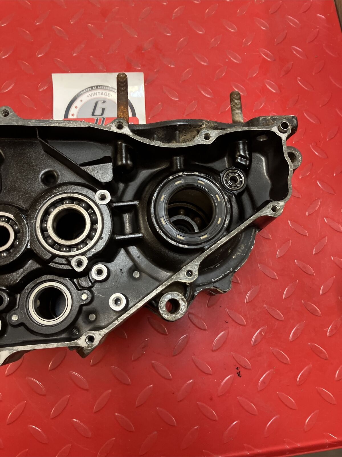 Honda CR250R 1984 left right crankcase set 111A0-KA4-741 2