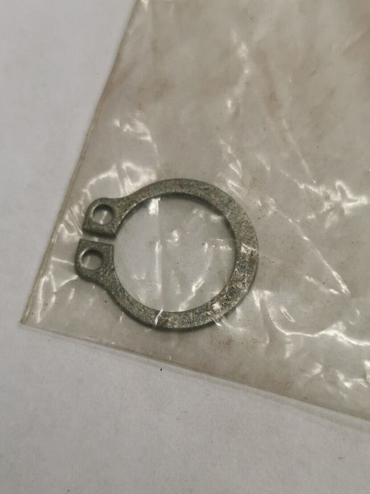 NOS SUZUKI CIRCLIP 08331-31128 SUB BY 08331-3112A S29