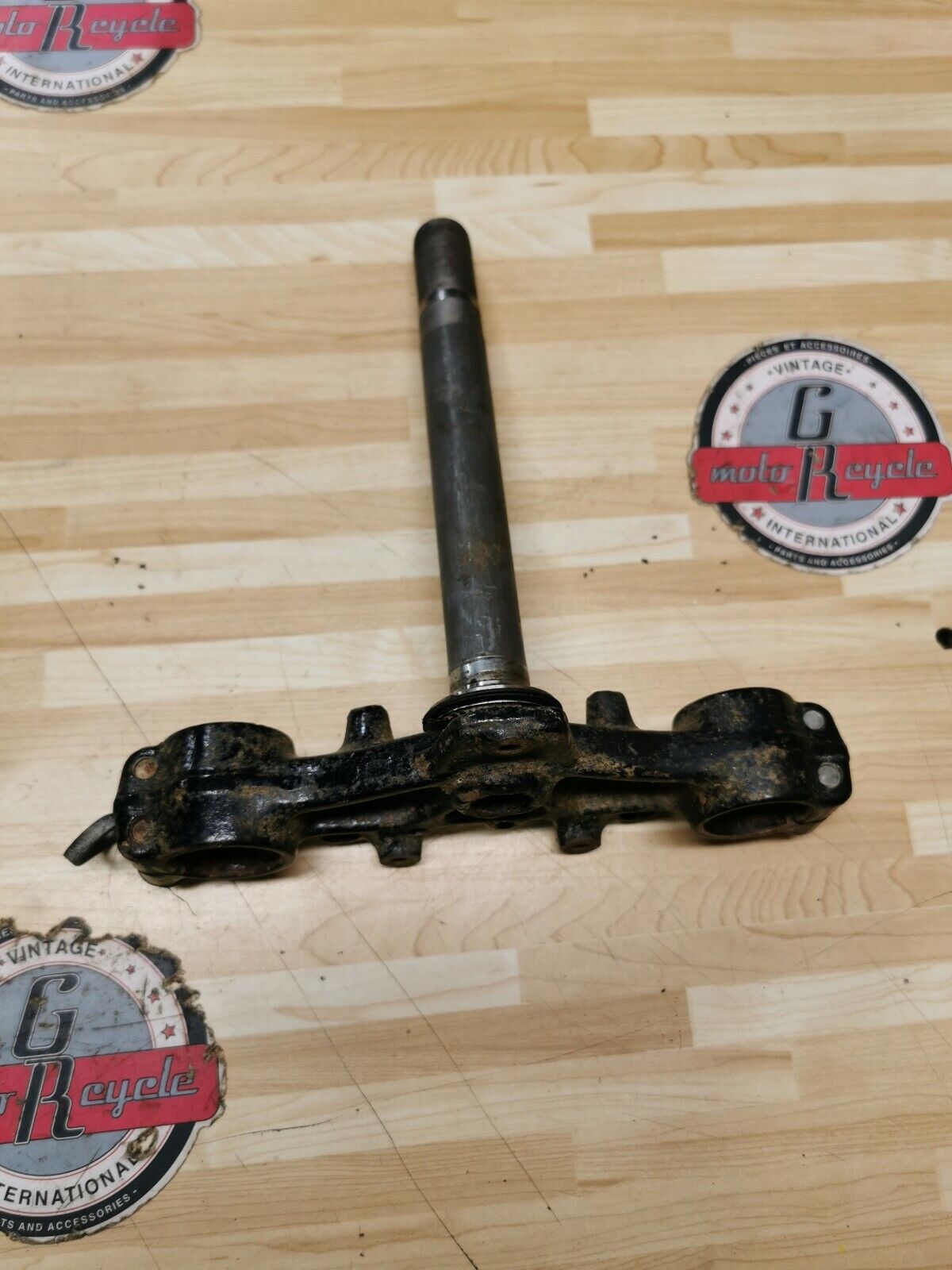 Honda XR200 1981 steering stem triple tree clamp 1980 1982 1983 1984