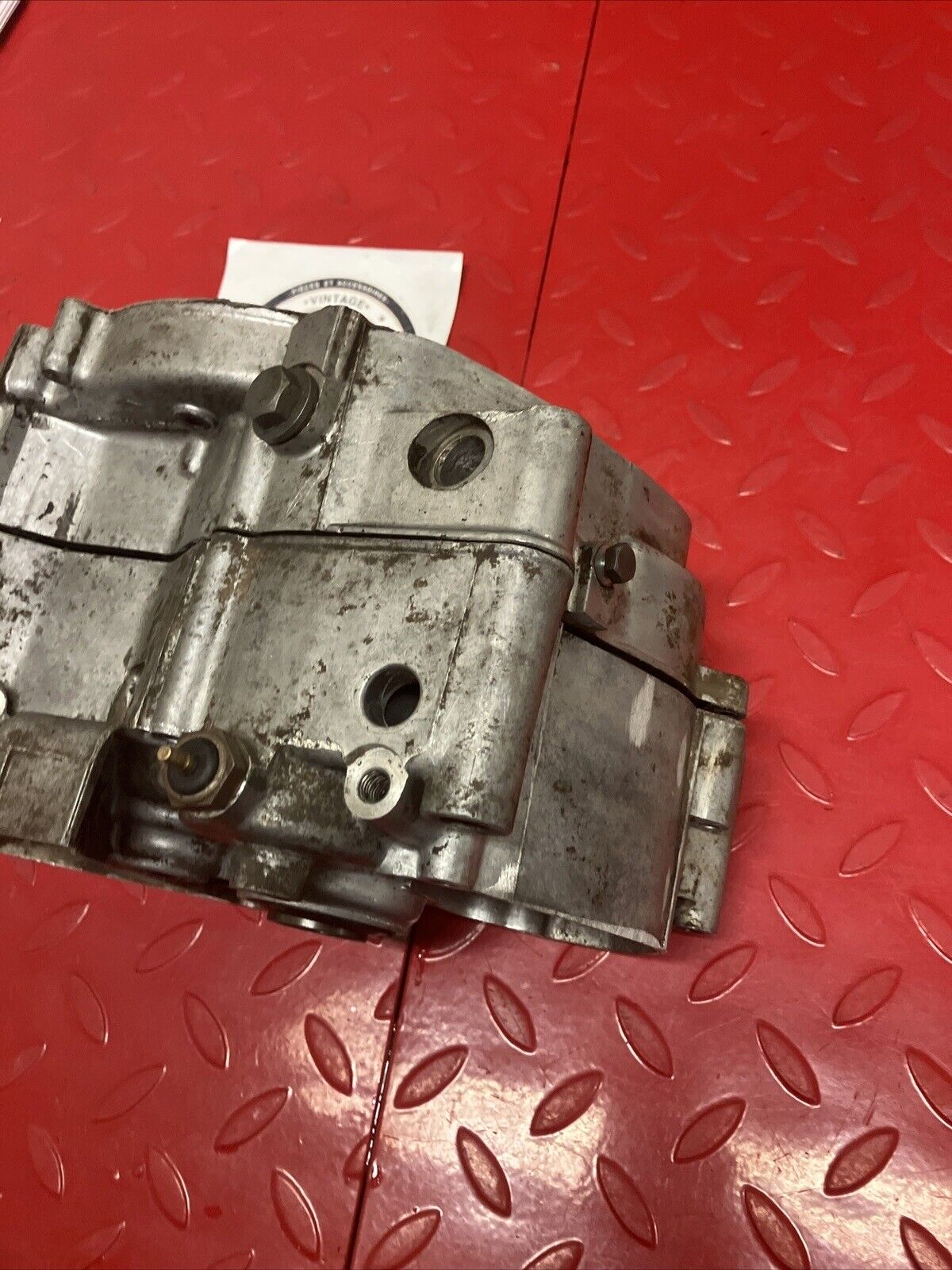 Suzuki RV125 1975 crankcase set left right crank case