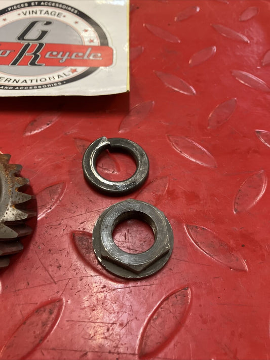 Yamaha YZ250 1979 primary drive gear It250 1980