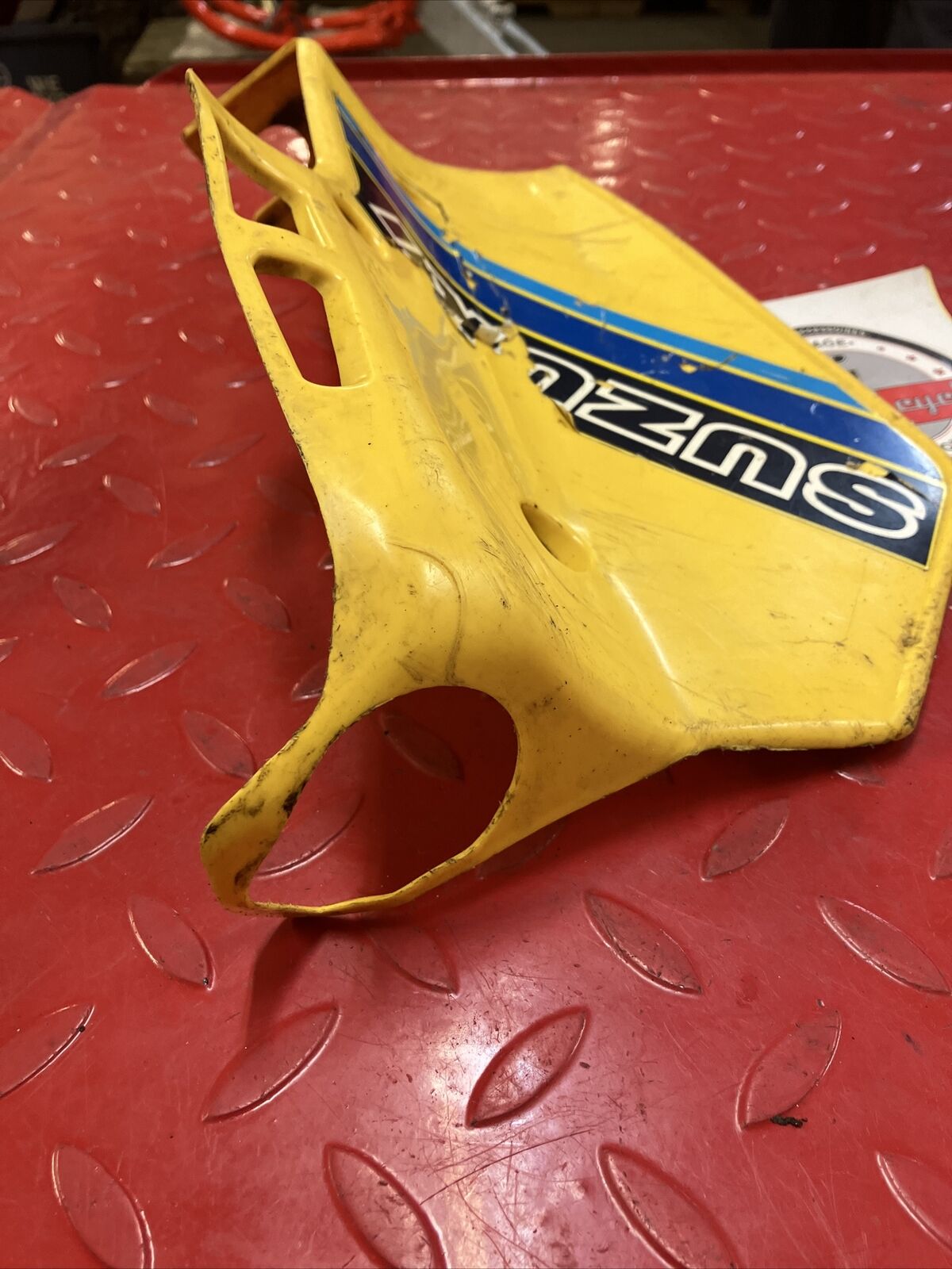 Suzuki RM80 1984 Left radiator shroud cover