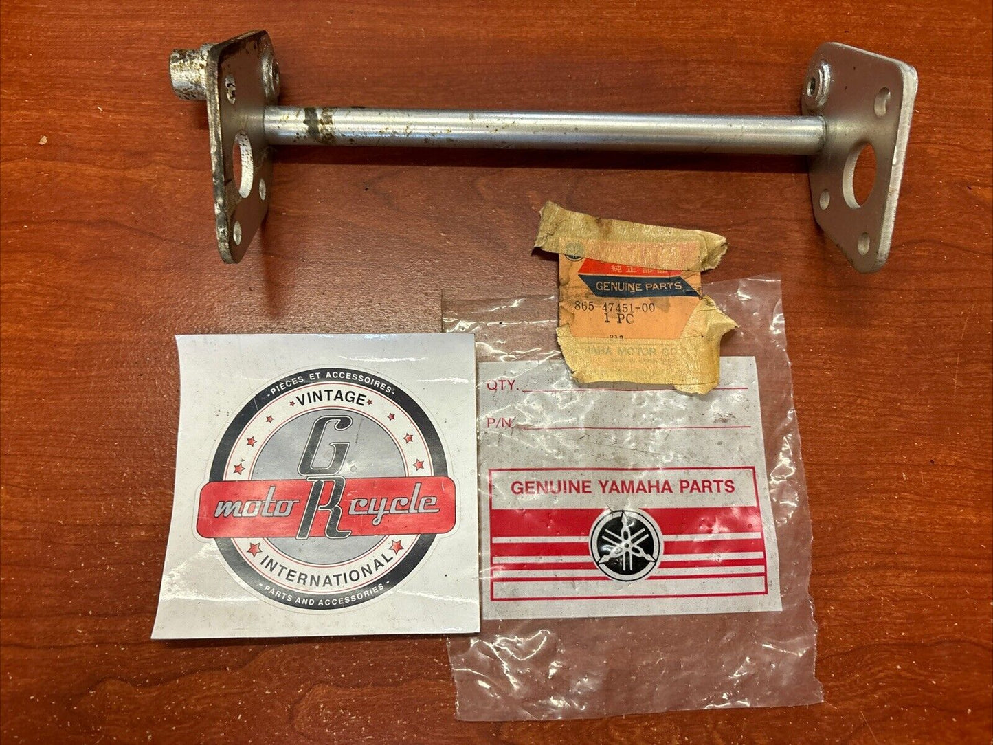 NOS Yamaha 1974 GP338F GP433F SUSPENSION BAR 865-47451-00-00 Y184