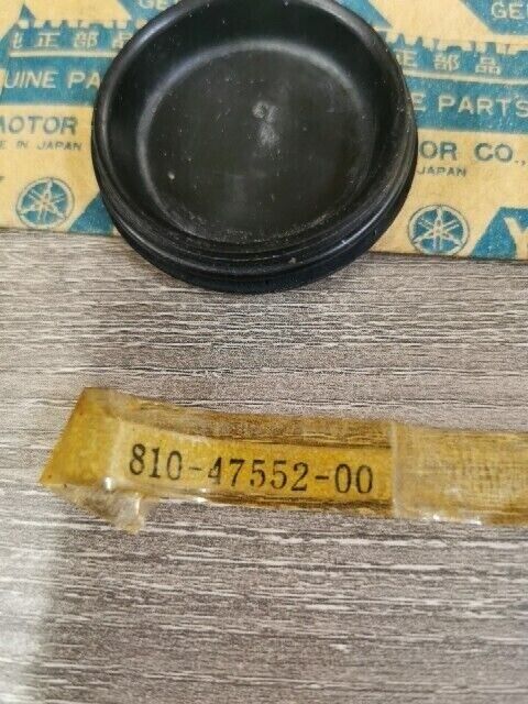 NOS YAMAHA SL338B SRX440A GP338 SRX440 SR433C GS300 CAP 810-47552-00-00 Y158