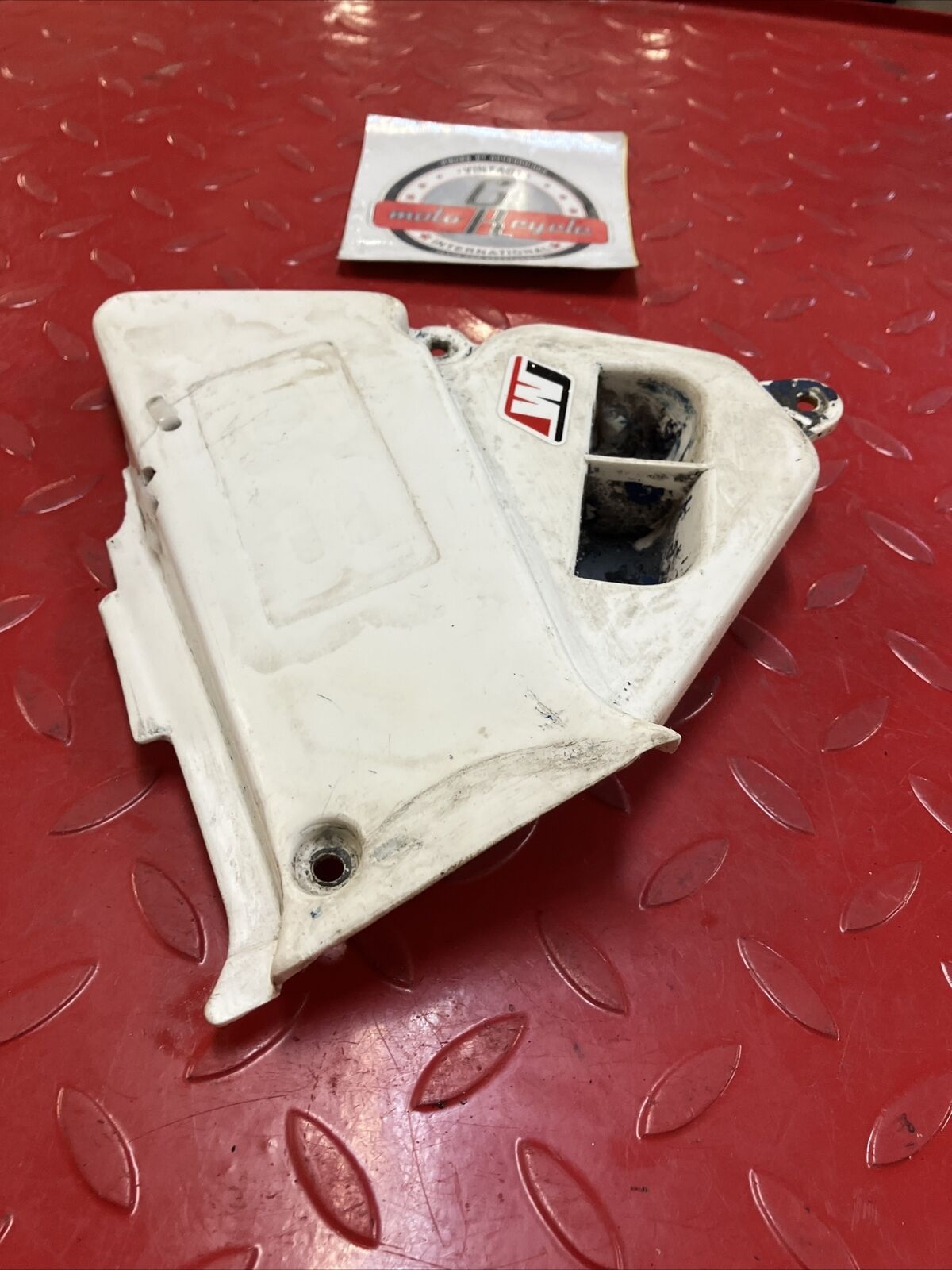 Yamaha YZ80 1984 1985 Left side airbox cover white
