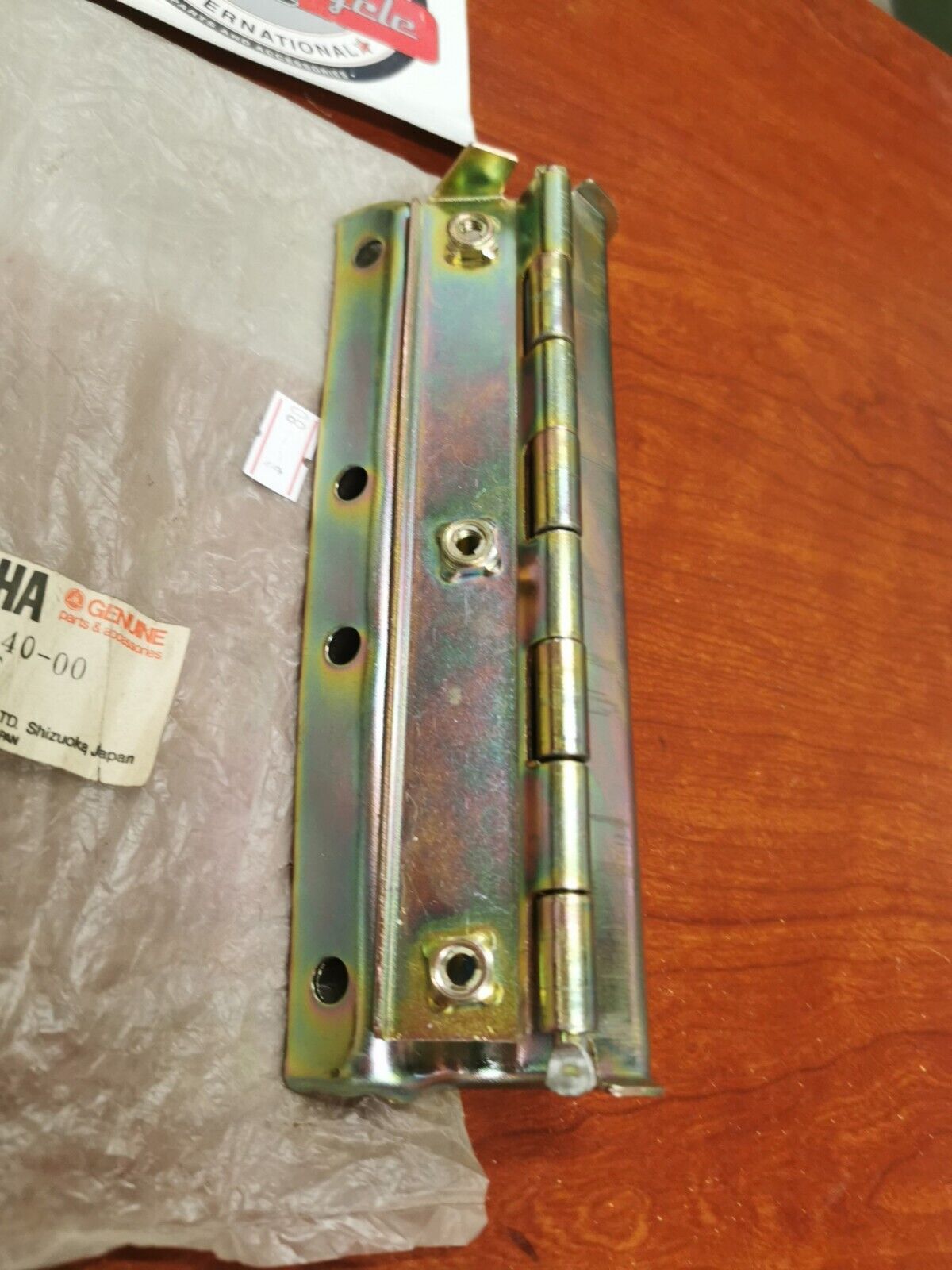 NOS Yamaha ET340 ET300 ET250 HINGE ASSEMBLY 8F3-77140-00-00 Y86