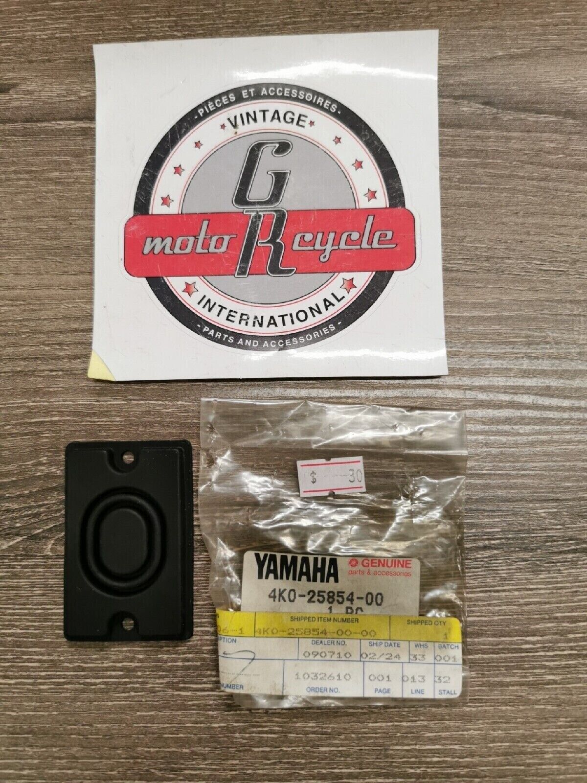 NOS YAMAHA DIAPHRAGM RESERVOR 4K0-25854-00-00 Superseded by 4HM-25854-00-00 Y51