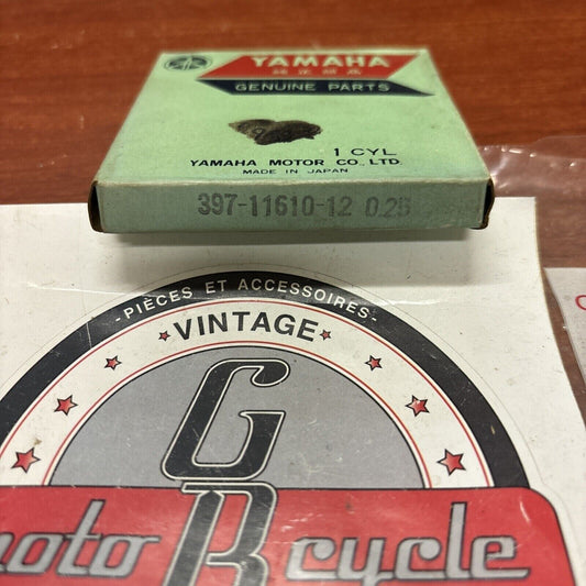 NOS Yamaha 1974 - 1976 RD200 PISTON RING 0.25 397-11610-12-00 Y174