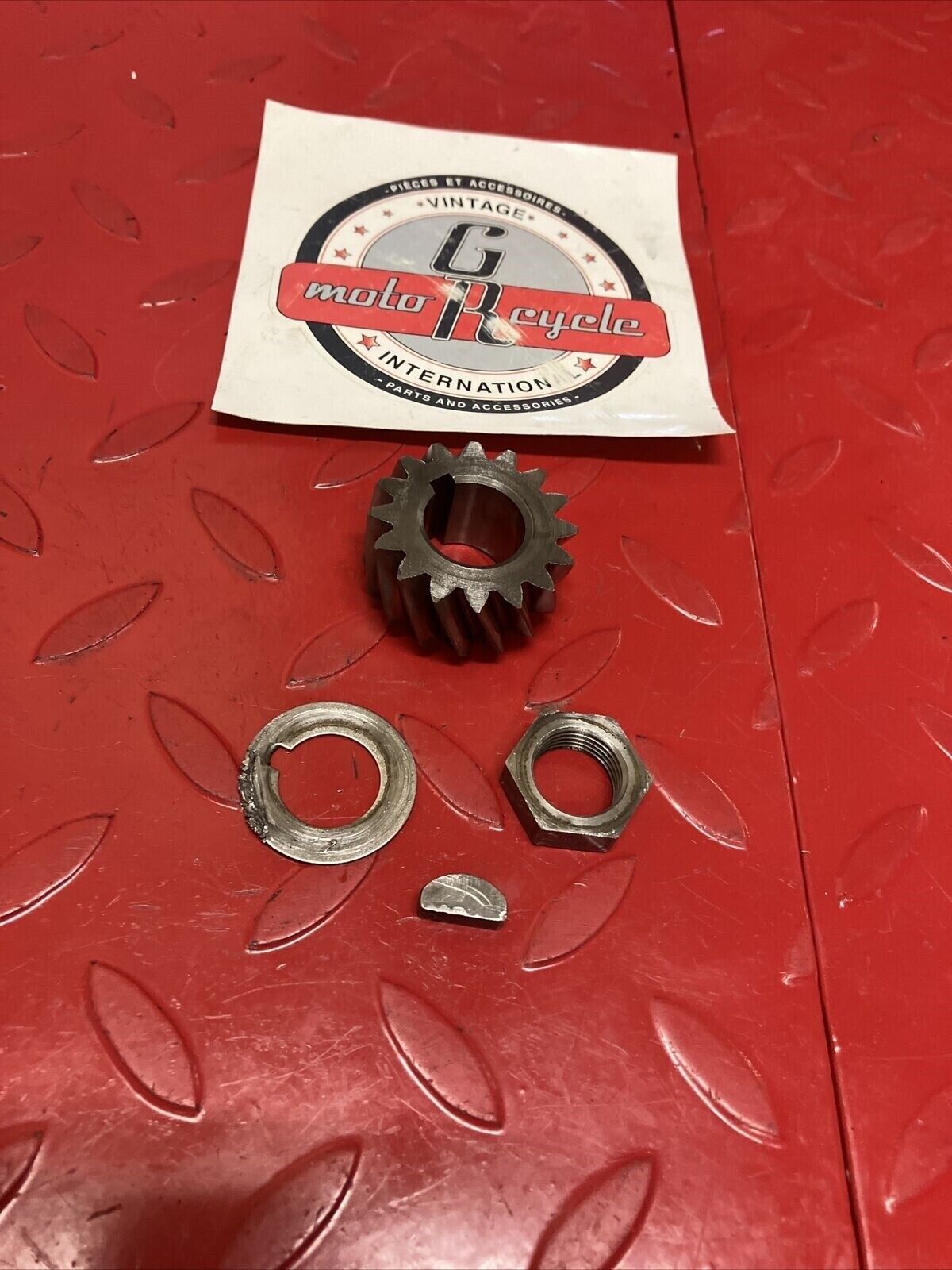 Suzuki DS100 1978 Primary drive gear washer nut