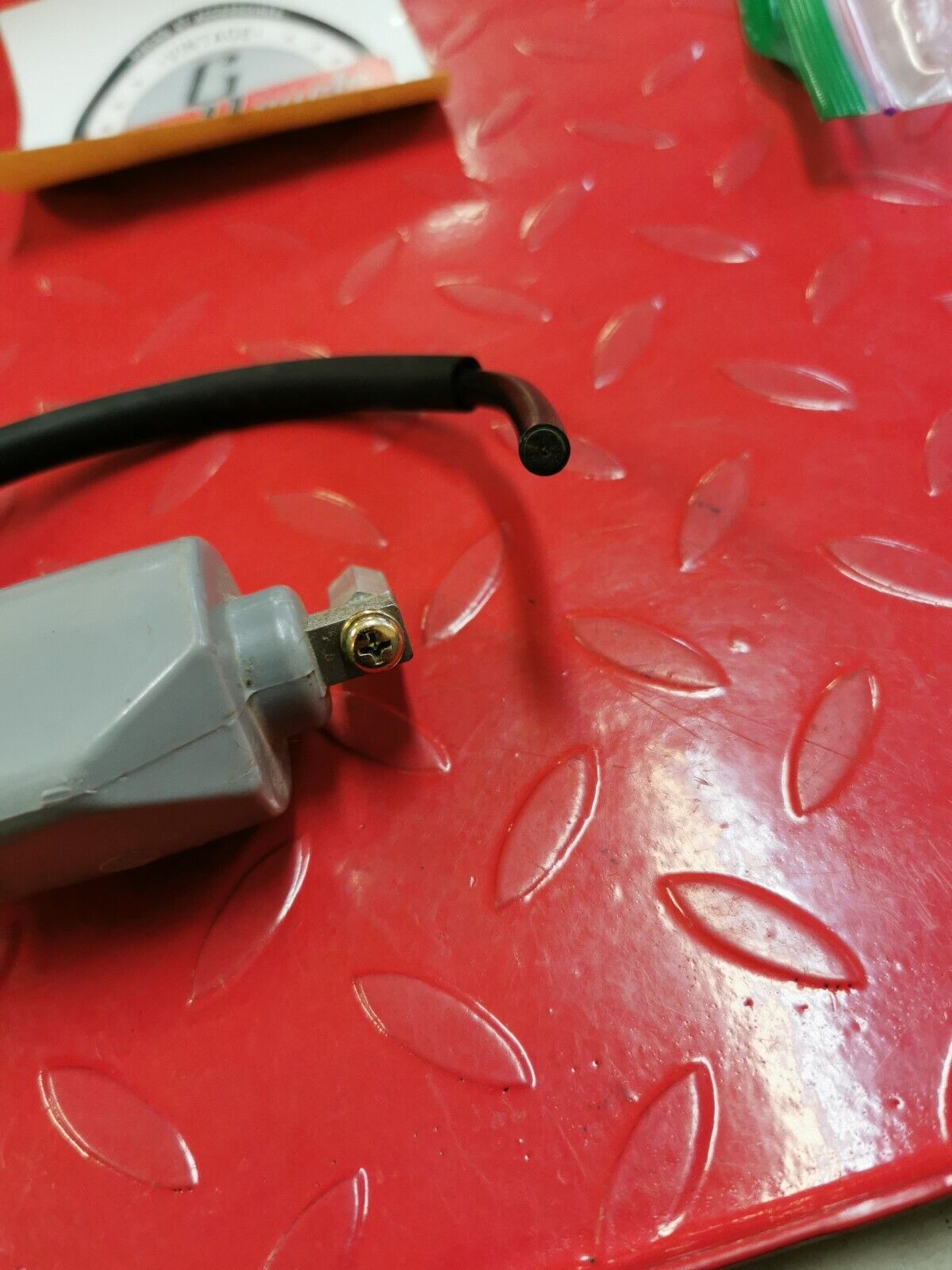 NOS Suzuki GS450 COIL ASSEMBLY IGNITION 33410-44510 S1