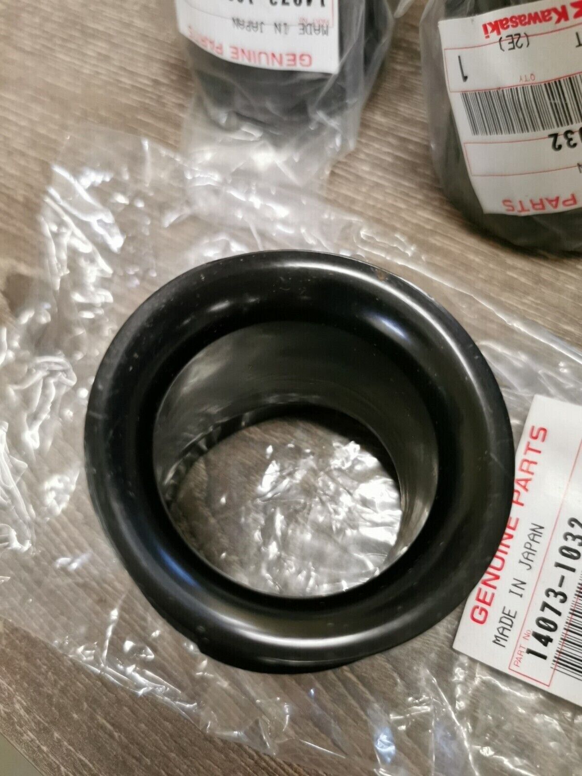 NOS KAWASAKI KZ750 KZ650 1980 - 1985 INLET DUCT QTY 4 14073-1032 K29
