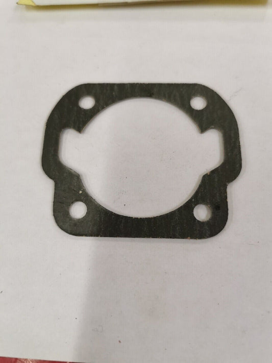 NOS PUCH BOMBARDIER MAXI  CYLINDER GASKET  773-490-087  P3
