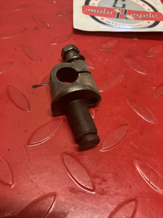 Suzuki RV125 1975 kickstart kick starter pedal lever knuckle