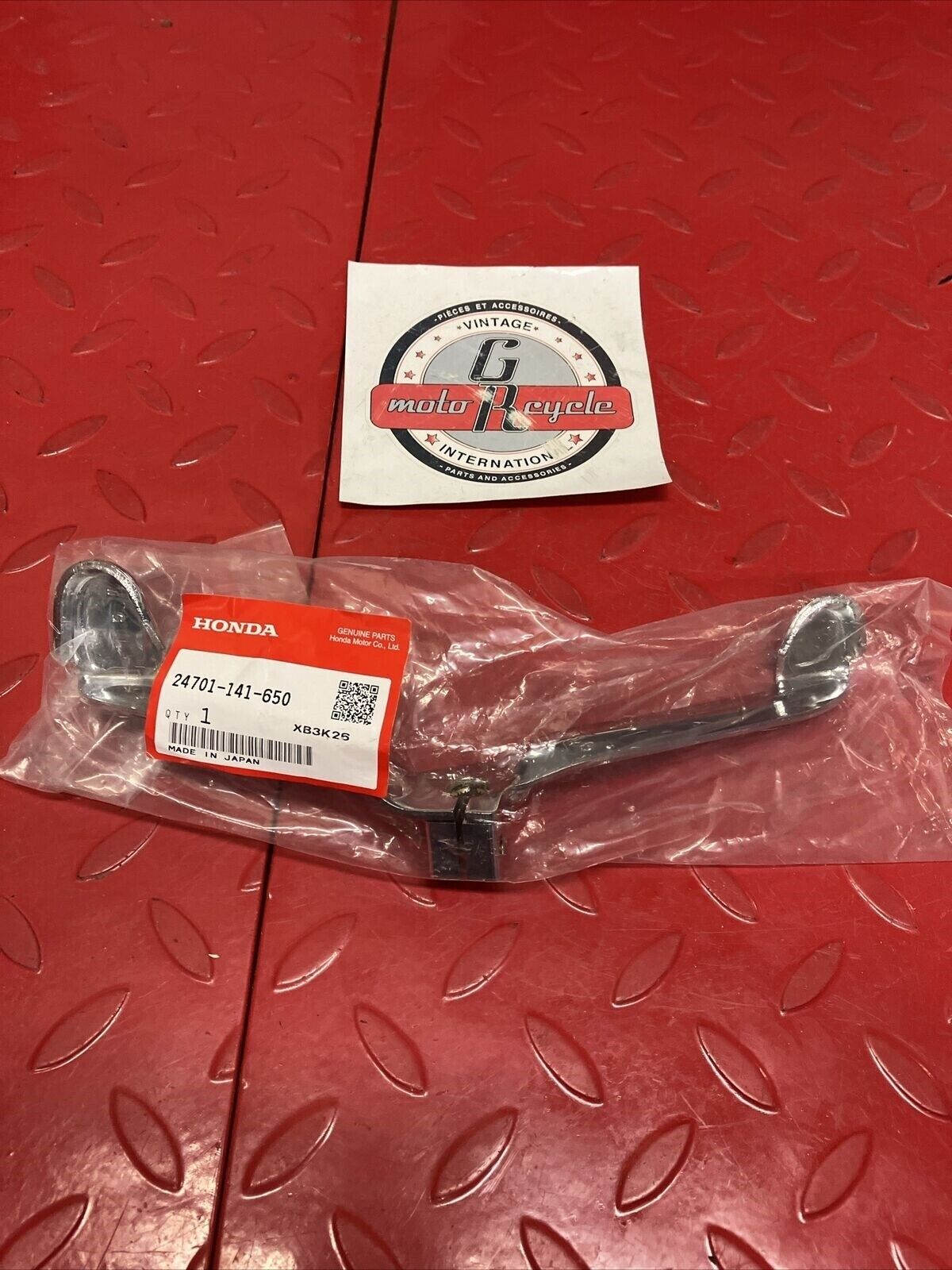 NEW NOS HONDA CA105T CA102 CA100 C50 CUB C50BN PEDAL GEARSHIFT 24701-141-650 H89