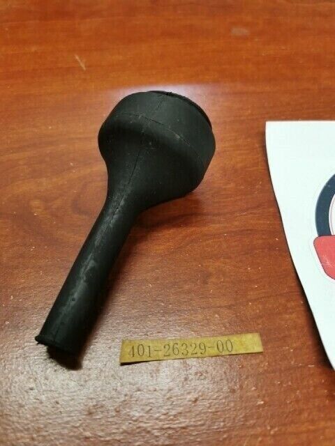 NOS Yamaha DT1C DT125 DT175 DT250 DT360 TY250 RUBBER CAP 401-26329-00-00 Y109
