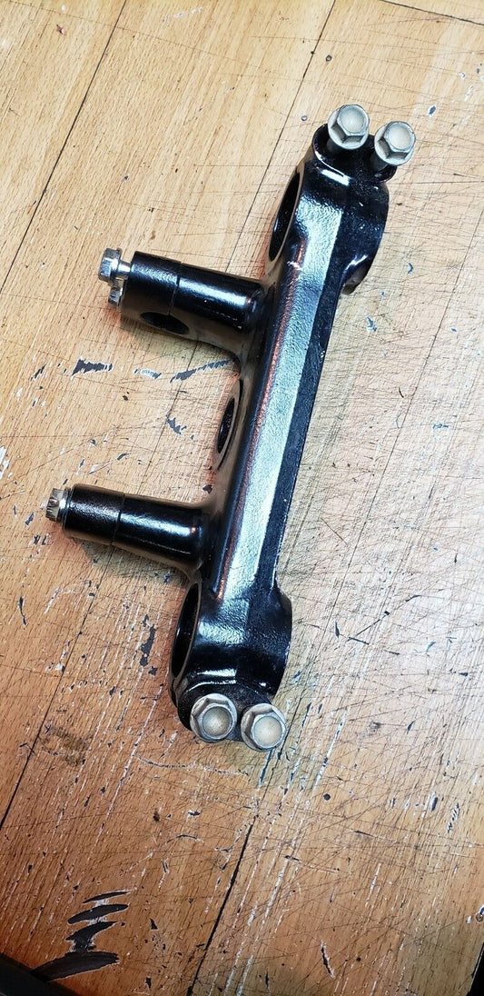 Honda XR200R 1984 triple tree clamp stem bridge crown 1984 - 2002 53230-KK0-010