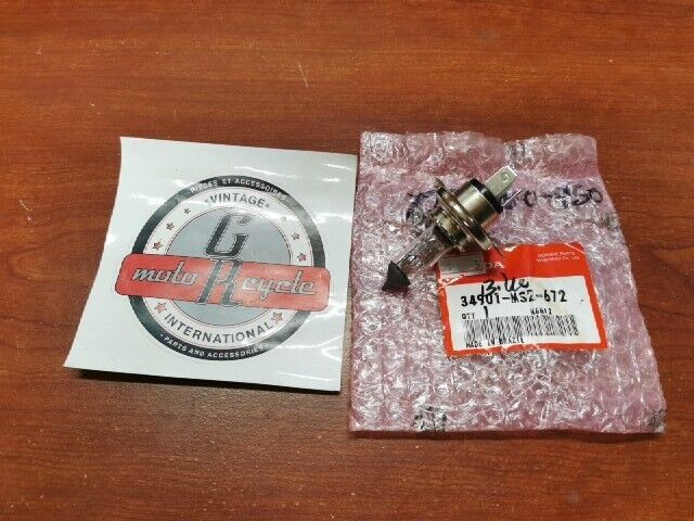 NOS Honda CBR1000F CBX750P2 GL1500 ST1100 HEAD LIGHT BULB 34901-MS2-672 H104