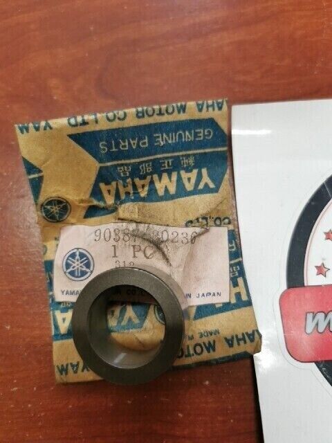 NOS Yamaha 1973 1974 TX750 COLLAR 90387-20236-00 Y116