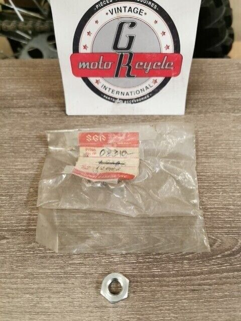 NOS SUZUKI GN125ET DR125SE GS300L GS550ESF GS550L SP125 NUT 08310-12083 S36