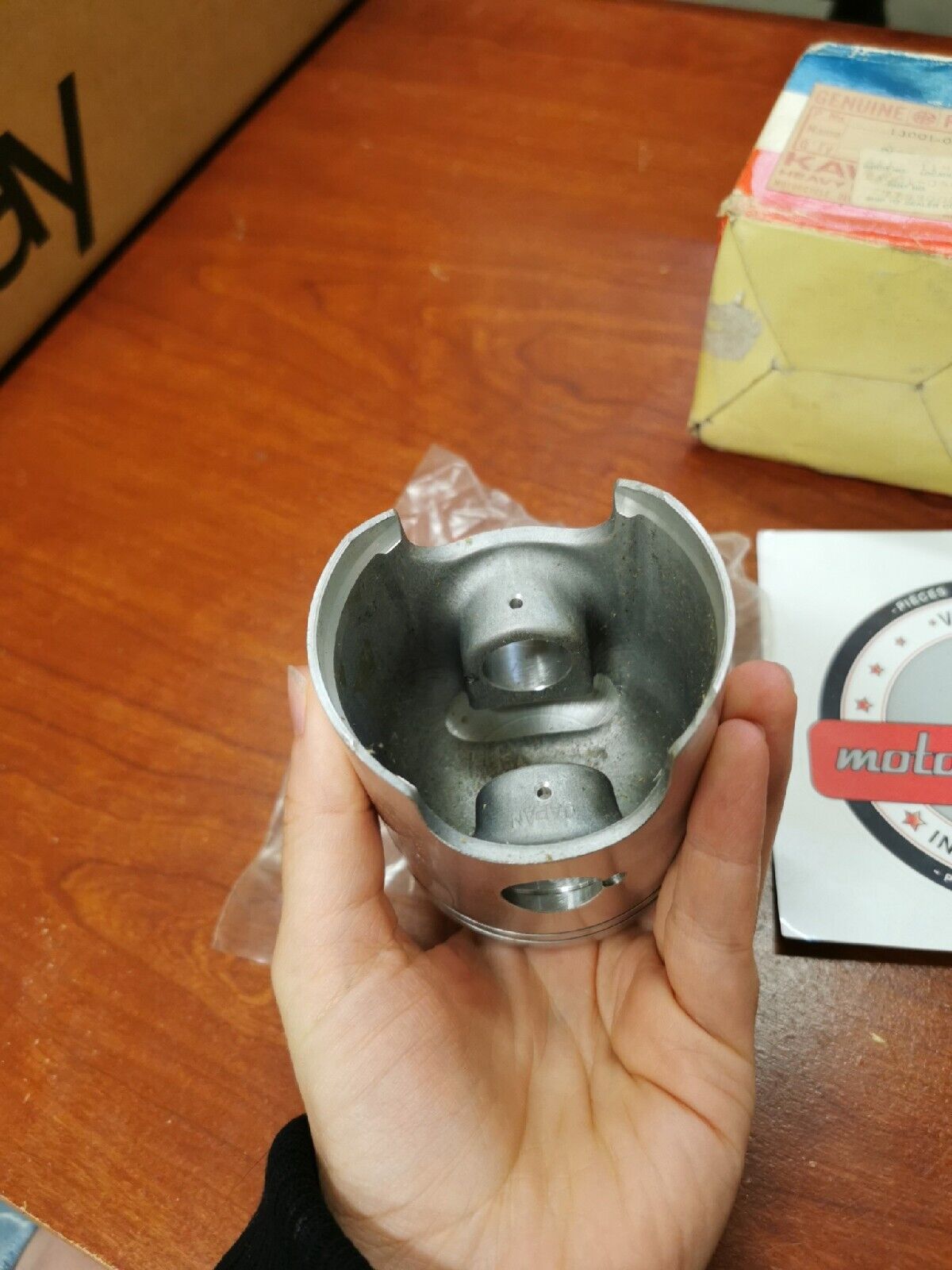 NOS Kawasaki 1971 1972 F8 PISTON STD 13001-046 K23
