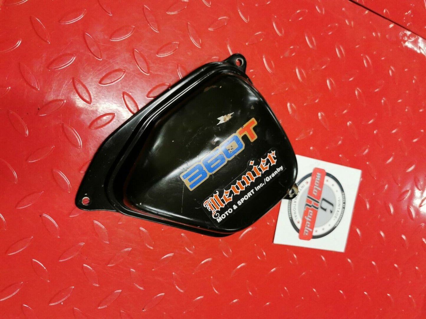 Honda CJ360T 1976 right side cover panel fairing 1977